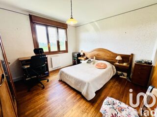  Maison  vendre 8 pices 161 m