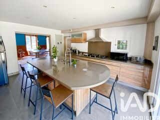  Maison � vendre 10 pi�ces 247 m�