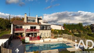  Villa � vendre 8 pi�ces 330 m�