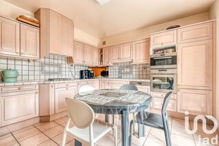  Maison � vendre 7 pi�ces 220 m�