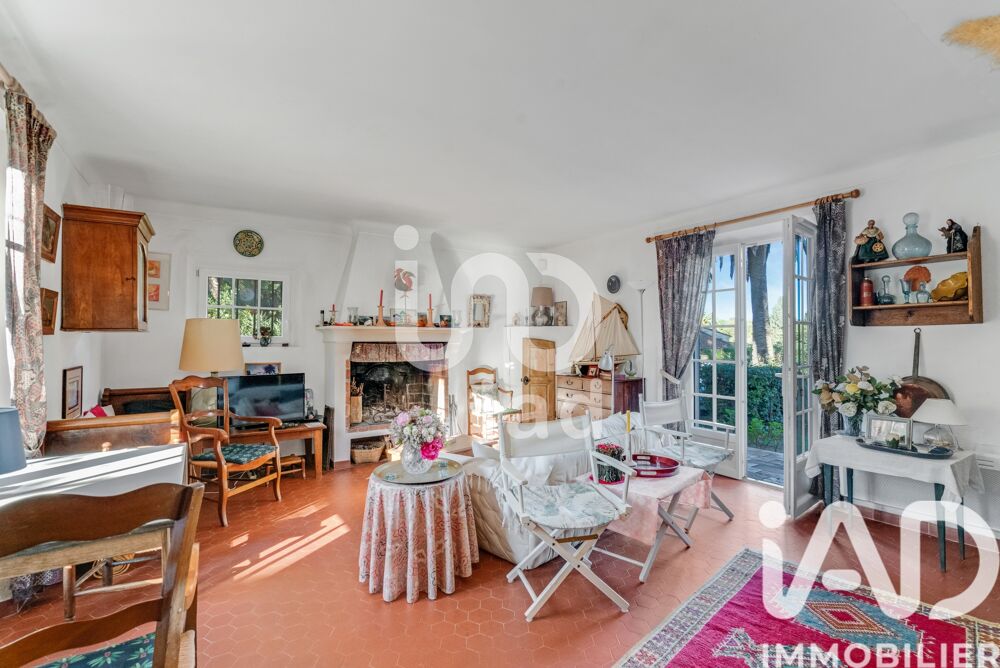 � vendre  Maison Saint-Tropez (83990)