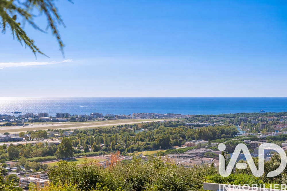 � vendre  Villa Mandelieu-la-Napoule (06210)