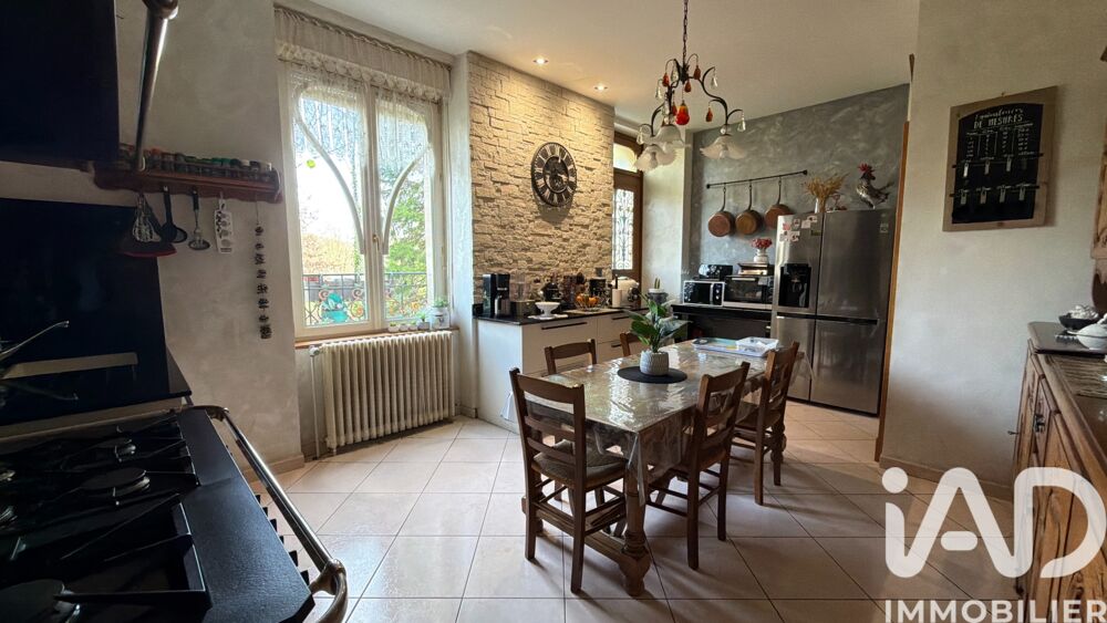 � vendre  Propri�t�/ch�teau Joinville (52300)