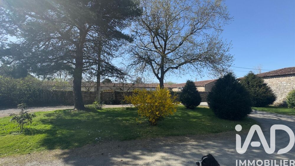 � vendre  Propri�t�/ch�teau Monni�res (44690)