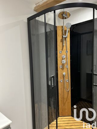  Immeuble � vendre 210 m�