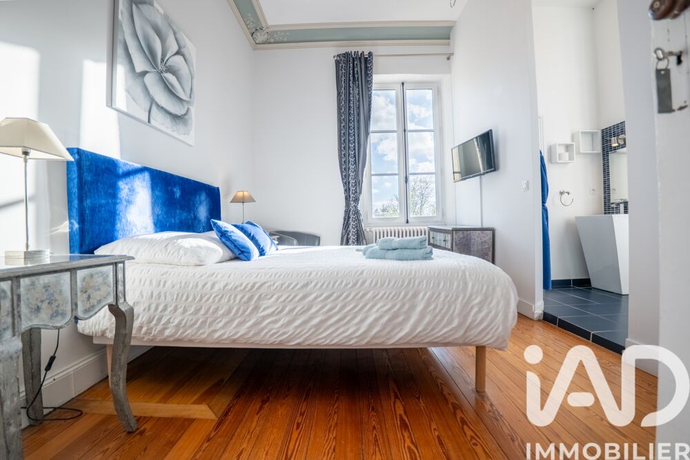 � vendre  Propri�t�/ch�teau Villenave-de-Rions (33550)