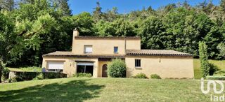  Villa  vendre 8 pices 195 m