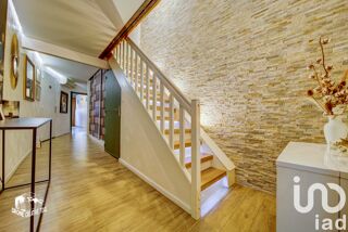  Maison � vendre 9 pi�ces 210 m�