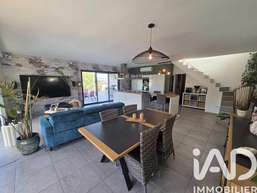 � vendre  Villa Beausemblant (26240)