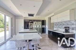  Maison � vendre 7 pi�ces 210 m�