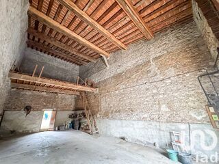  Parking / Garage  vendre 75 m