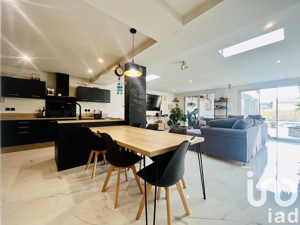 Vente Maison Vente Maison de ville 8 pices Sigean