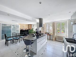  Maison � vendre 7 pi�ces 214 m�