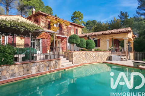   Vente Maison/villa 6 pi�ces Maison - 6 pi�ce(s) - 250 m�