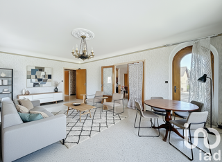  Maison � vendre 8 pi�ces 211 m�