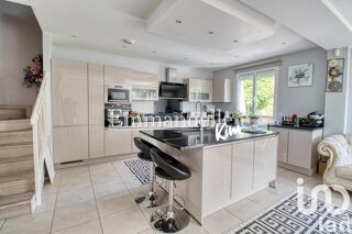  Maison � vendre 8 pi�ces 270 m�