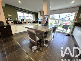  Maison � vendre 8 pi�ces 236 m�