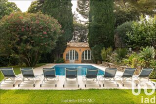  Maison � vendre 9 pi�ces 360 m�