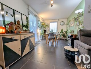  Appartement  vendre 4 pices 77 m