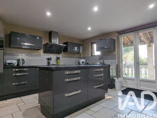  Maison � vendre 8 pi�ces 200 m�