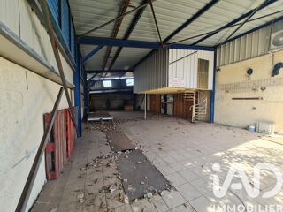  Immeuble � vendre 906 m�