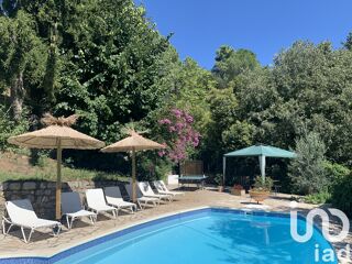  Villa  vendre 7 pices 205 m