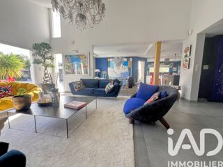  Villa � vendre 7 pi�ces 220 m�