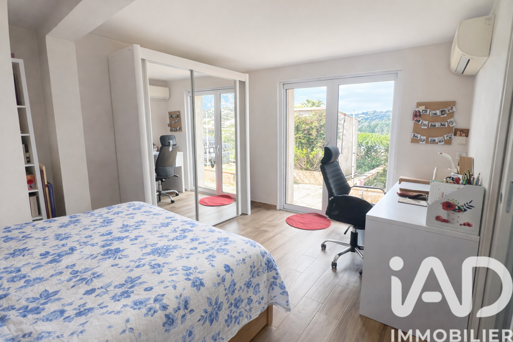 � vendre  Maison Biot (06410)