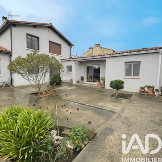  Maison  vendre 9 pices 190 m