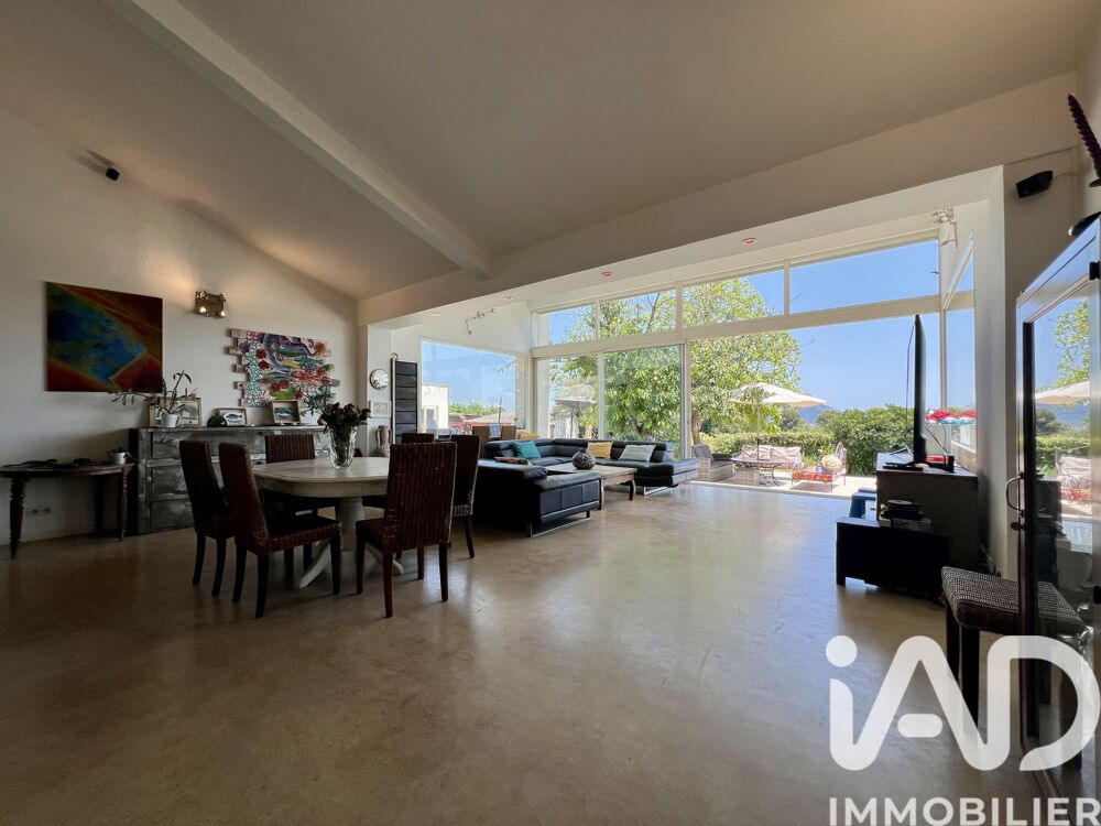 � vendre  Villa La Farl�de (83210)