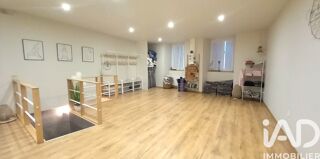  Immeuble � vendre 121 m�