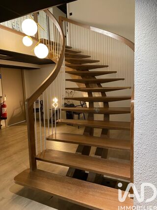  Immeuble � vendre 870 m�