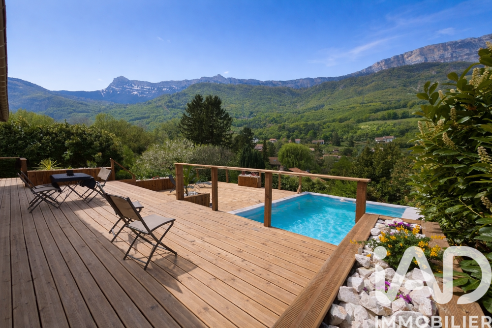 � vendre  Maison Claix (38640)