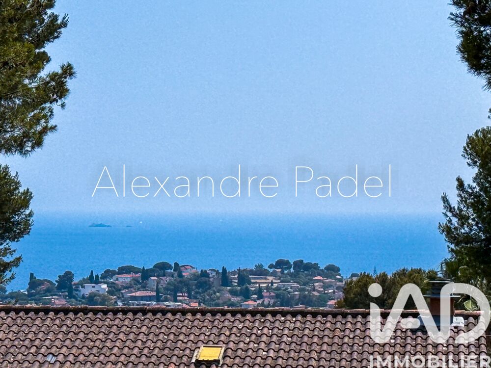 � vendre  Villa Carqueiranne (83320)