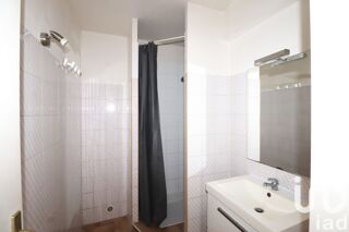  Immeuble � vendre 75 m�