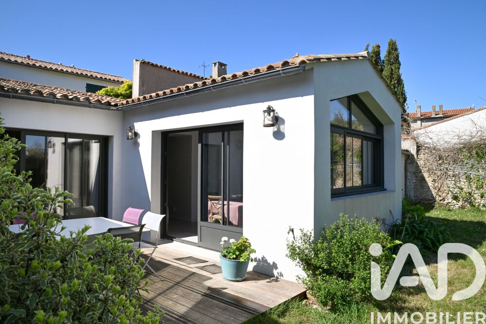 � vendre  Maison Saint-Martin-de-R� (17410)