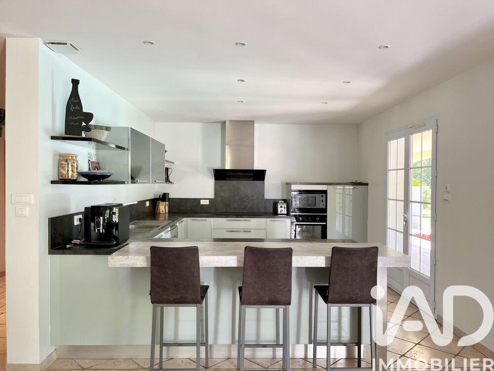 � vendre  Maison Solli�s-Toucas (83210)