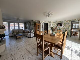  Maison  vendre 8 pices 217 m
