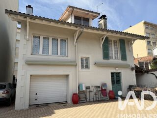  Maison � vendre 9 pi�ces 252 m�