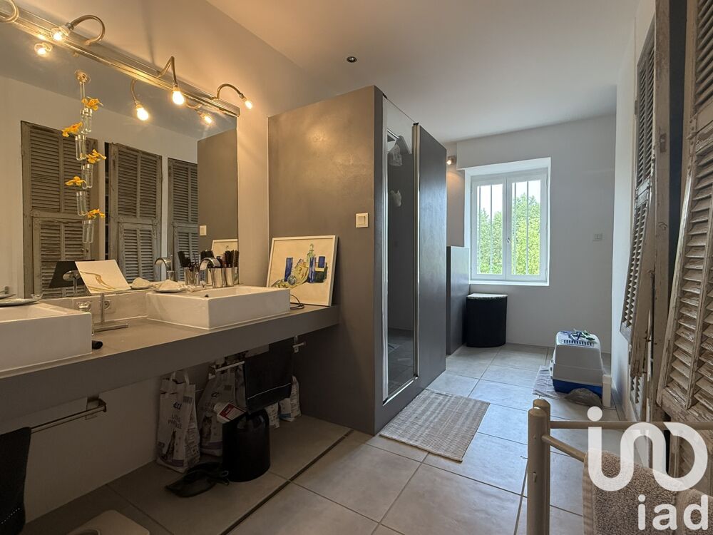  vendre  Maison Suze-la-Rousse (26790)