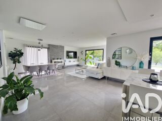  Maison � vendre 9 pi�ces 188 m�