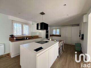  Villa � vendre 9 pi�ces 162 m�