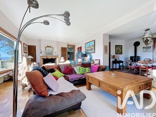  Villa  vendre 7 pices 260 m