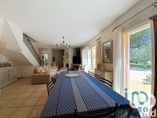  Maison � vendre 8 pi�ces 214 m�