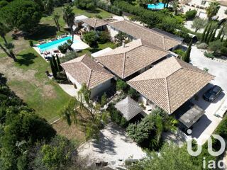  Villa � vendre 7 pi�ces 360 m�