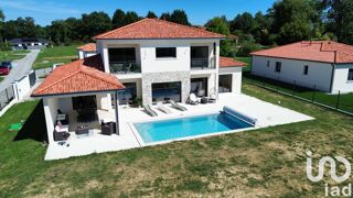  Maison � vendre 8 pi�ces 237 m�