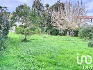  Maison  vendre 15 + pices 240 m