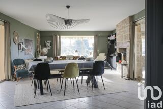  Villa  vendre 9 pices 238 m