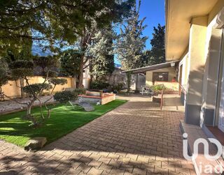  Maison  vendre 8 pices 200 m