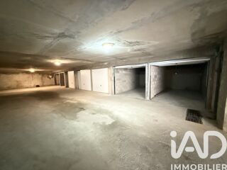  Parking / Garage  vendre 12 m
